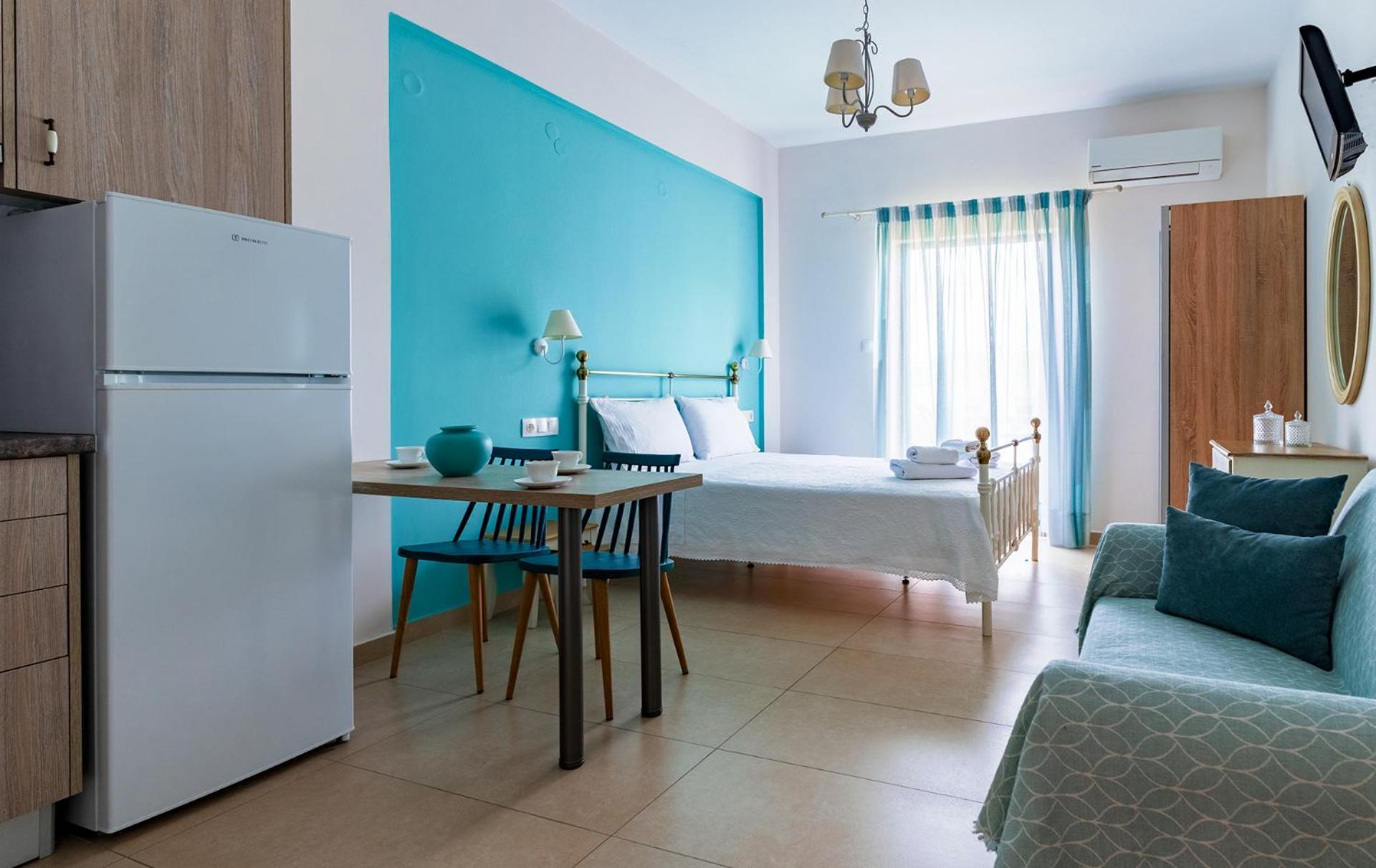 Kaiti 'S Studios & Apartments Палеохора Экстерьер фото