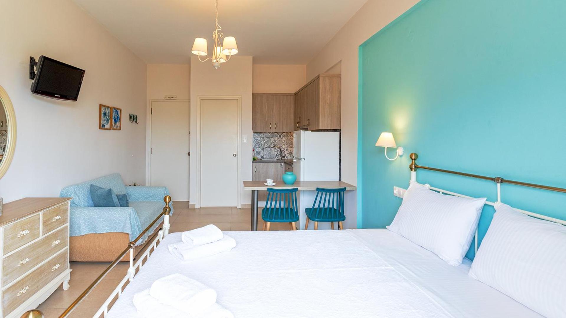Kaiti 'S Studios & Apartments Палеохора Экстерьер фото