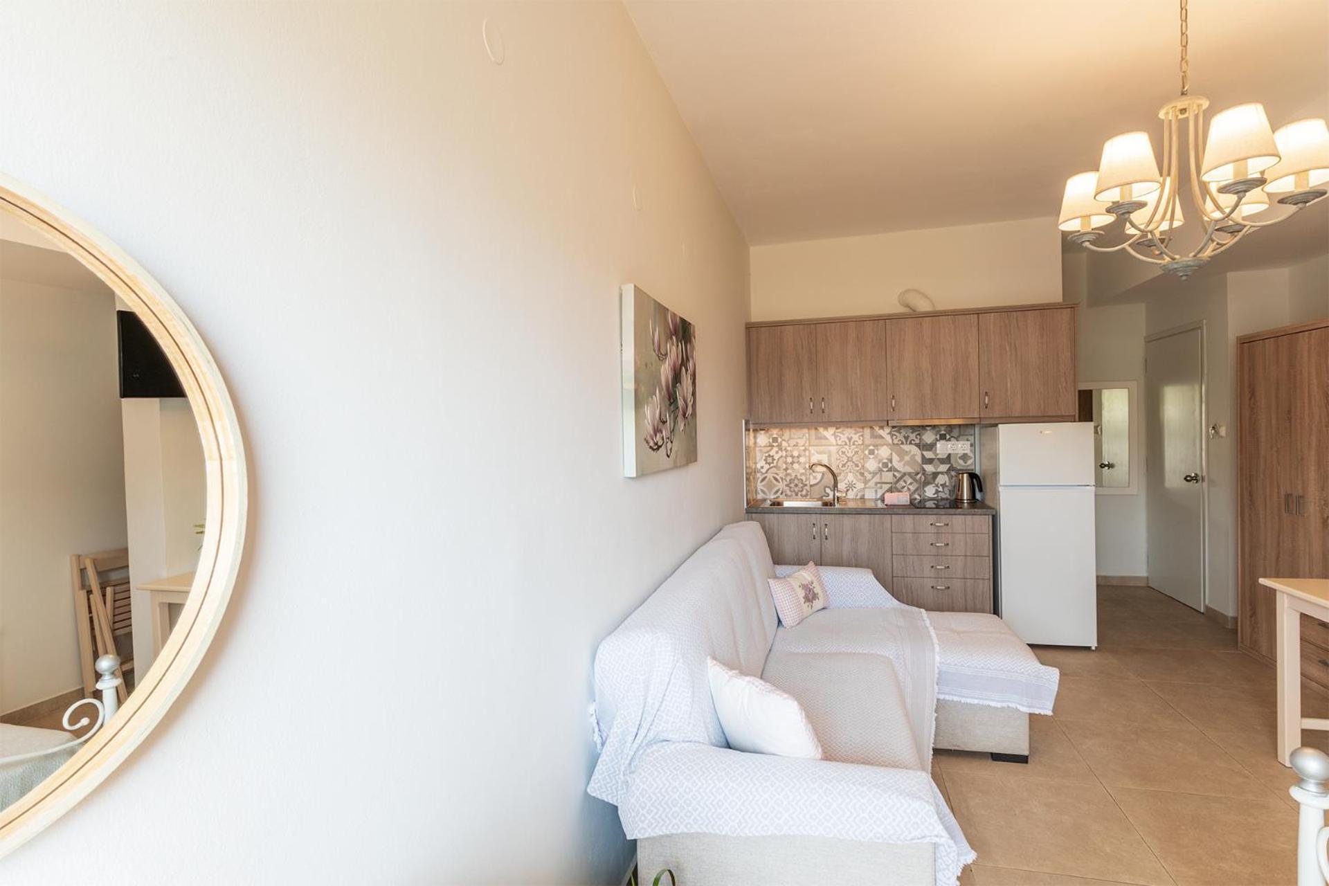 Kaiti 'S Studios & Apartments Палеохора Экстерьер фото